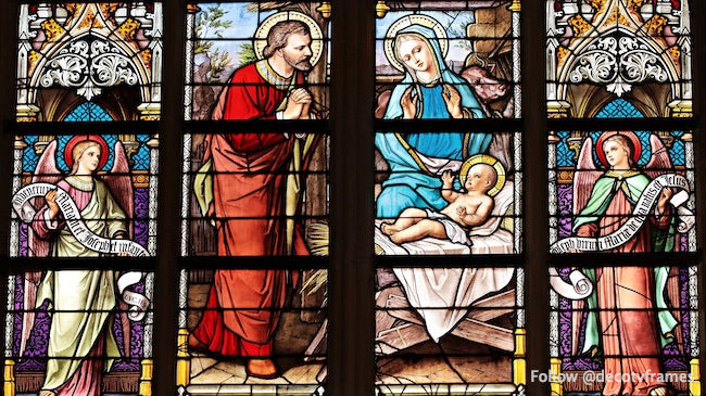 La obra de arte del vitral de la Sagrada Familia 